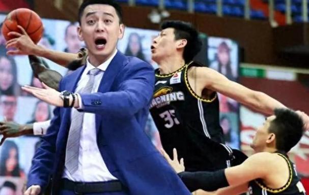 雄鹿仅仅依
